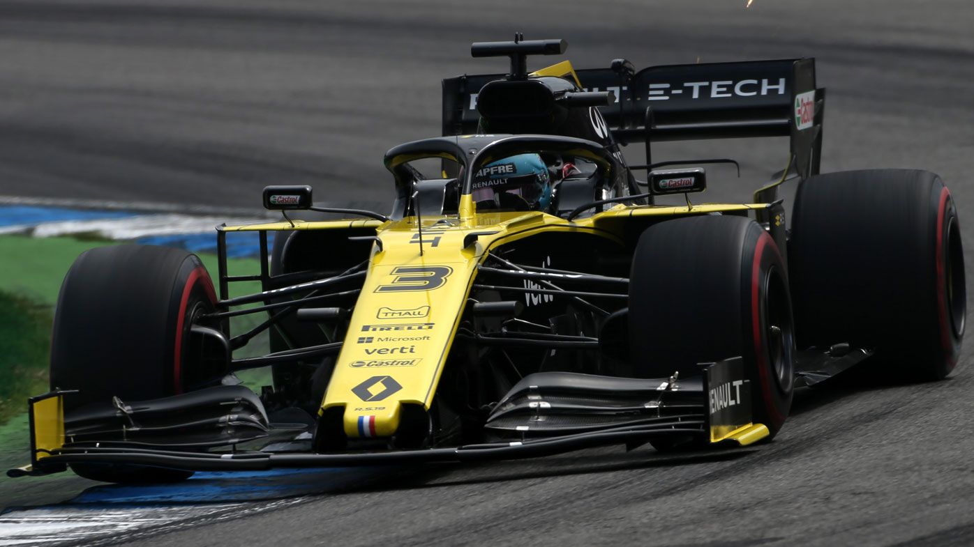 Lewis Hamilton takes pole position at German GP as Daniel Ricciardo slumps to 18th