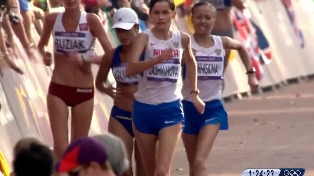 Russian race walker Yelena Lashmanova banned for doping, loses gold