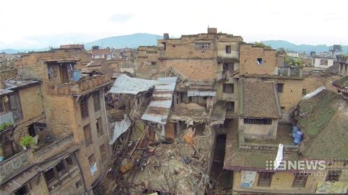 The Nepal quake death toll has now climbed past 7,000. (Getty Images)