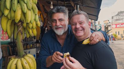 Gary Mehigan and Matt Preston posing in Sri Lanka