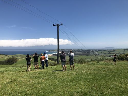 Bizarre cloud shelf delights NSW holiday traffic