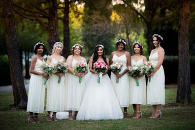 Bride wears mother's Sri Lankan going away sari for her wedding day