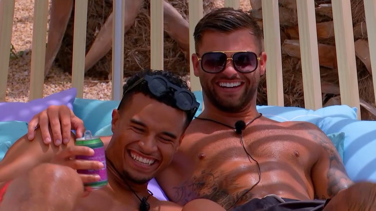 Love Island Season 7 Watch Online Love Island UK Season 7 Episode 34: Unseen Bits, Watch TV Online