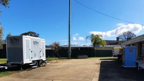 The portable shower and toilets outside of Mudgee's Fire and Rescue NSW station in the NSW central west.