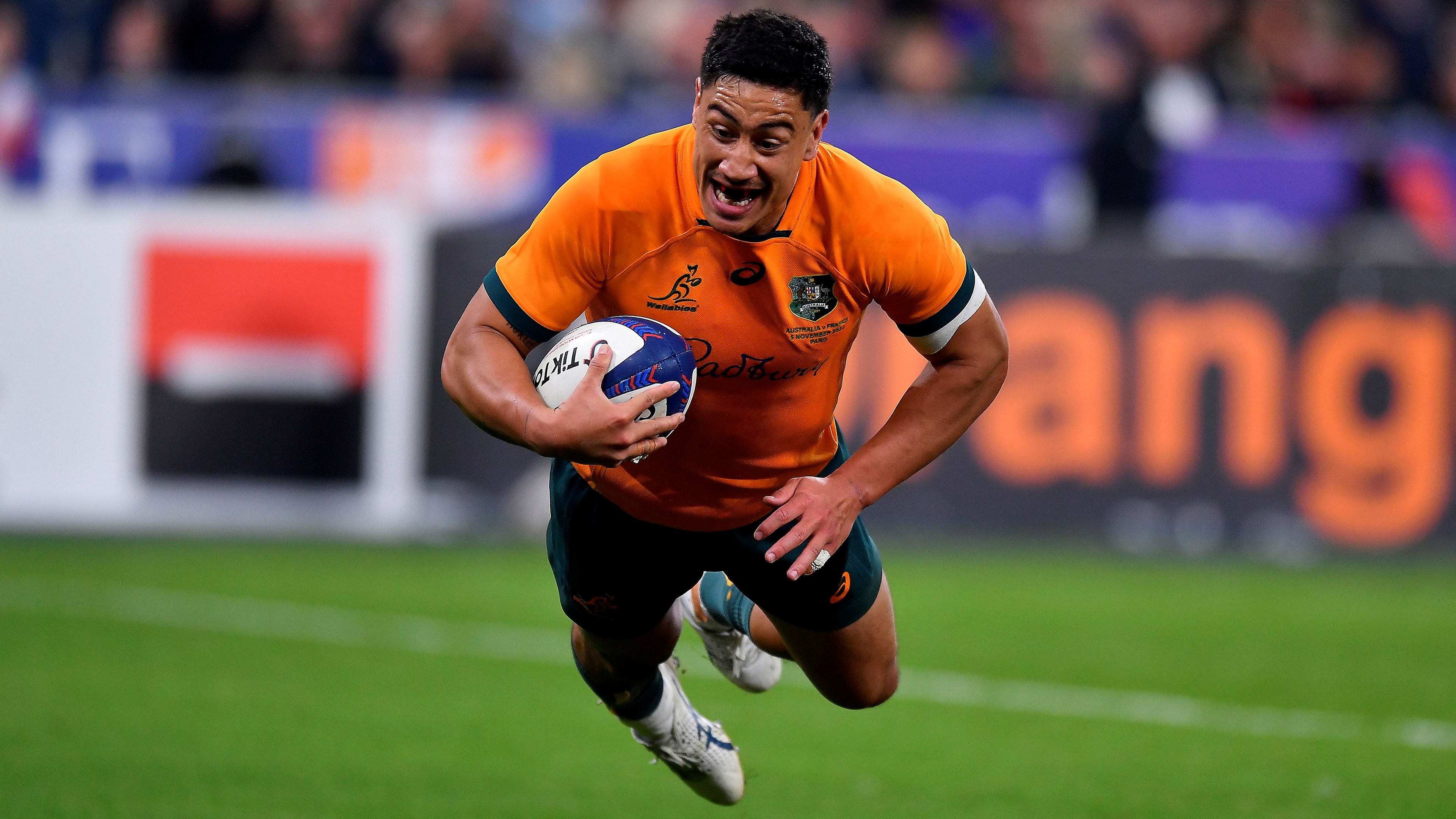 Lalakai Foketi of Australia scores a try during the Autumn Nations Series match against France in Paris.