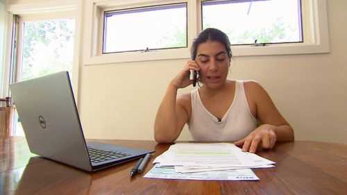 The key is knowing what other deals are available - and convincing your provider that you're prepared to make the switch. (9NEWS)