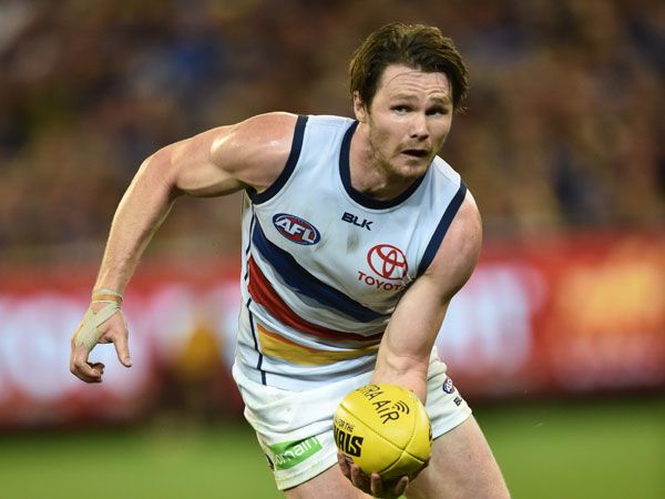 Crows and Cats swing Dangerfield AFL trade