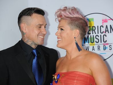 pink and carey hart pink denies break up reports 