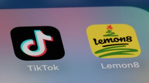 Xangai, China-15 de janeiro de 2025: Ícones dos aplicativos Xiaohongshu (RedNote), TikTok e Lemon8. Vários aplicativos móveis de mídia social