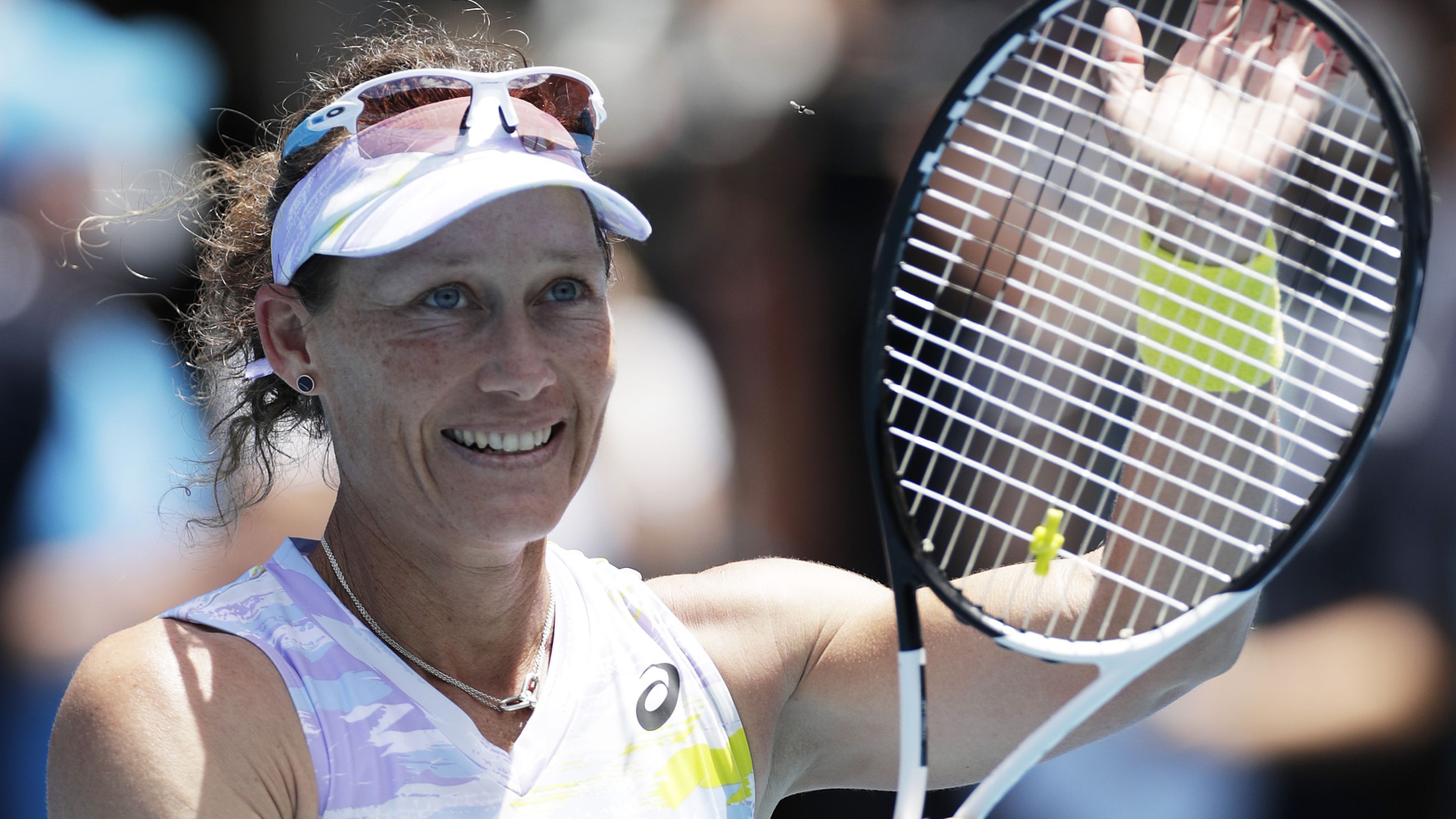 Sam Stosur achieves Australian Open feat for the first time in 19 years to keep farewell tour alive