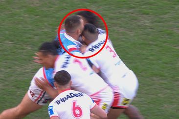 Moses Suli was ruled out of the Anzac Day clash after this head clash with Jared Waerea-Hargreaves off the kick-off.
