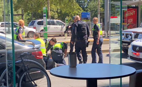 A police car was rammed during a dramatic arrest in East Melbourne. (Twitter / Alexander Hipwell)