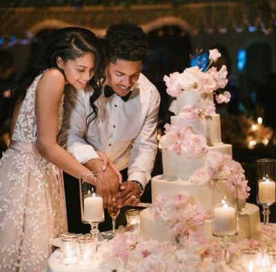 <p>Celebrity wedding planner Mindy Weiss, who has planned the weddings of Jenna Dewan and Channing Tatum and Nicole Richie and Joel Madden, put together the couple's special day.</p>