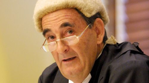 Head of parole board retires over 'error of judgement' involving underworld figure