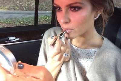 @mariamenounos: Approaching the red carpet..last touchup! #oscars