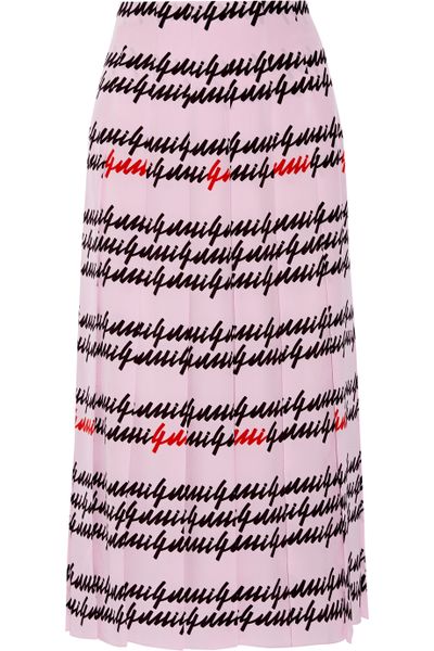 <a href="https://www.net-a-porter.com/au/en/product/714625/Gucci/pleated-printed-silk-midi-skirt" target="_blank">Gucci Pleated Printed silk midi skirt, $1855.</a>