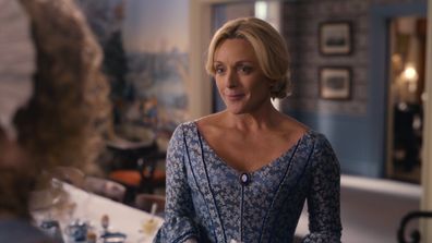 Dickinson star Jane Krakowski.