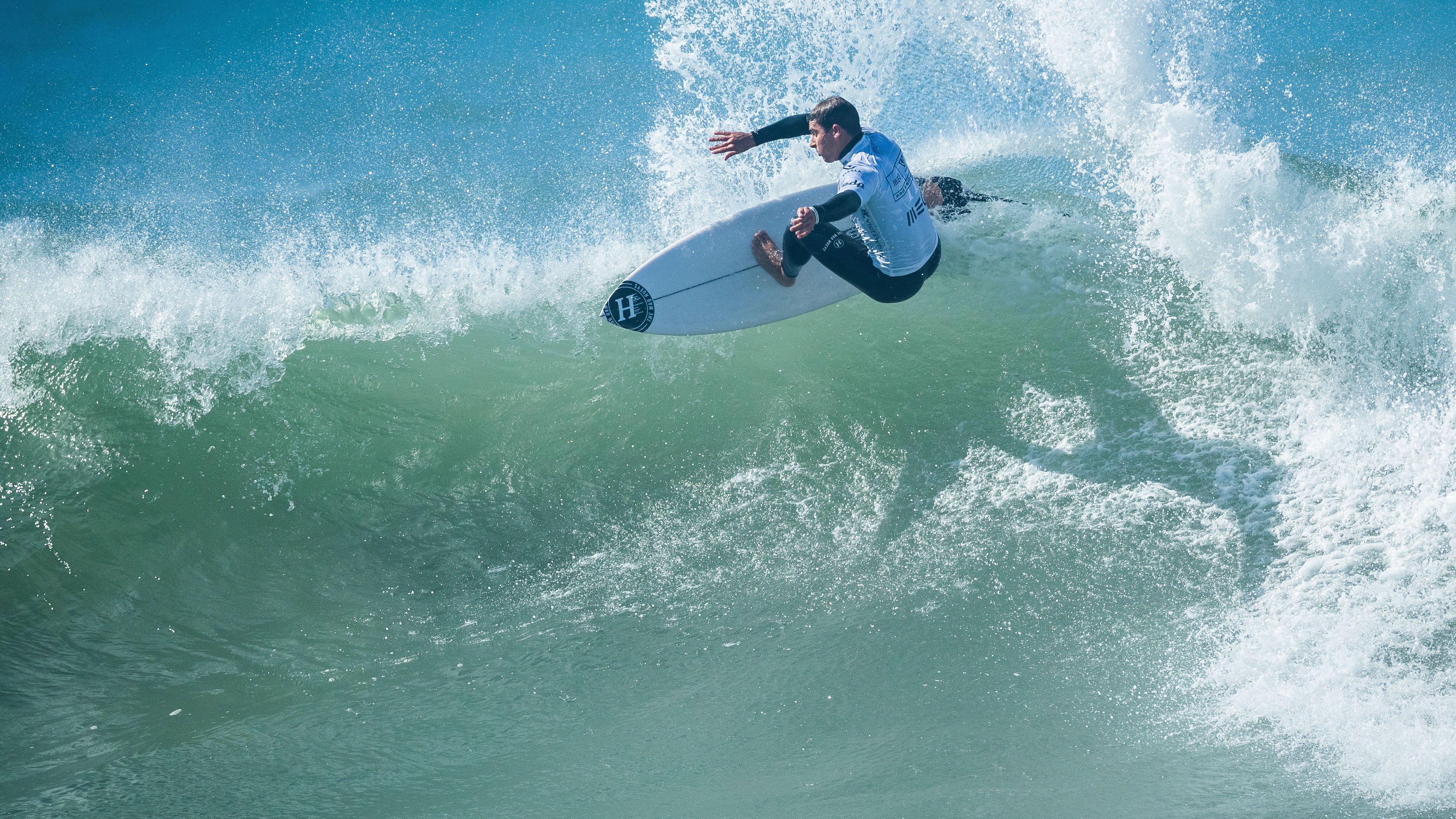Callum Robson of Australia surfing in Round of 24 at the Meo Vissla Ericeira Pro on October 7, 2021 in Ericeira, Portugal. (Photo by Damien Poullenot/World Surf League)