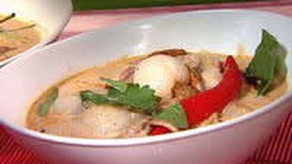 Red Duck Curry With Lychees