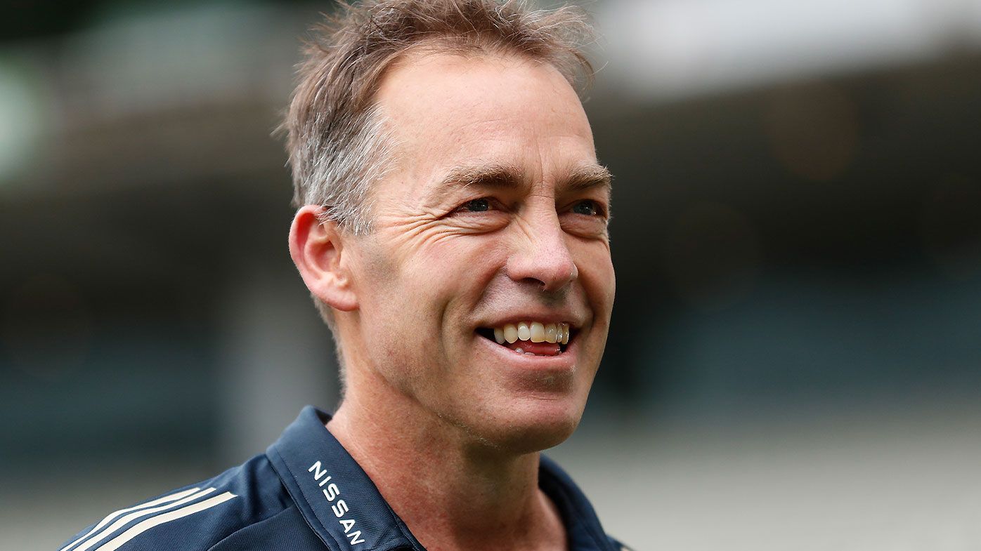 North Melbourne a 'real chance' to land Alastair Clarkson after coach's meeting with club president