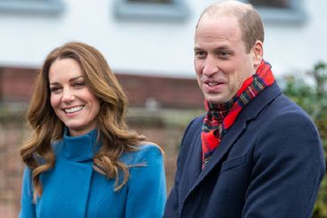 BERWICK-UPON-TWEED, ENGLAND - DECEMBER 07:  Prince William, Duke of Cambridge and Catherine, Duchess of Cambridge meet staff and pupils from Holy Trinity Church of England First School as part of their working visits across the UK ahead of the Christmas holidays on December 7, 2020 in Berwick-Upon-Tweed, United Kingdom. During the tour William and Kate will visit communities, outstanding individuals and key workers to thank them for their efforts during the coronavirus pandemic. (Photo by Andy C