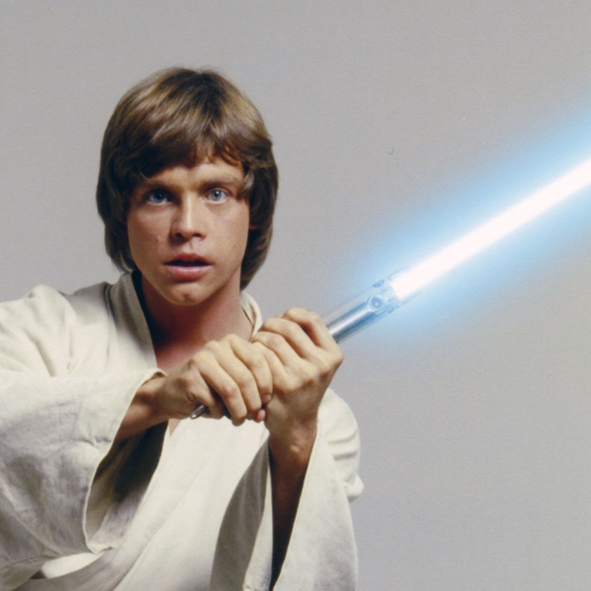 Obi-Wan Kenobi: Mark Hamill Wishes New Luke Skywalker Actor Good Luck