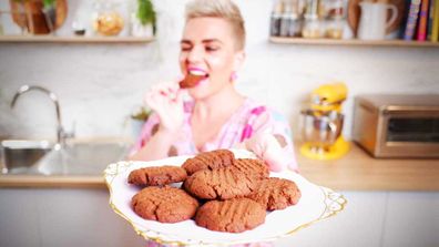 Jane de Graaff makes three-ingredient Nutella cookies