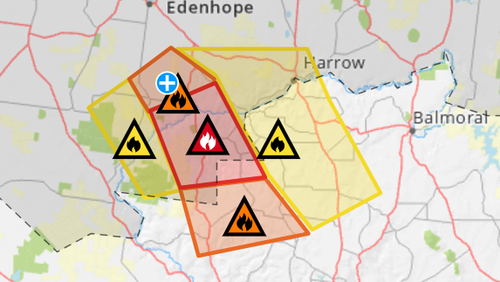 A raging bushfire in western Victoria has prompted an emergency warning, with residents told to evacuate immediately.