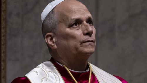     Papa Leone XIV presiede la Veglia di Preghiera per la Pace nella Basilica di San Pietro, l'11 aprile 2026, nella Città del Vaticano. 