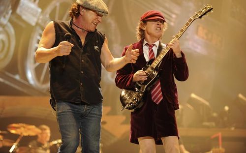 Brian Johnson 'kicked to the curb' from AC/DC