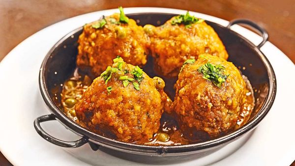 Meatballs with peas recipe