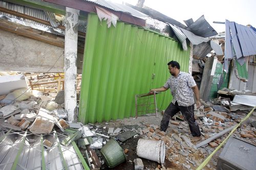 Lombok and the nearby Gili Islands were struck by the 7.0 magnitude earthquake on Sunday, which crumbled houses and flattened buildings. Picture: AAP.