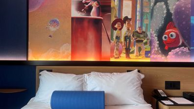 Disneyland hotel room suite stay holiday California Anaheim