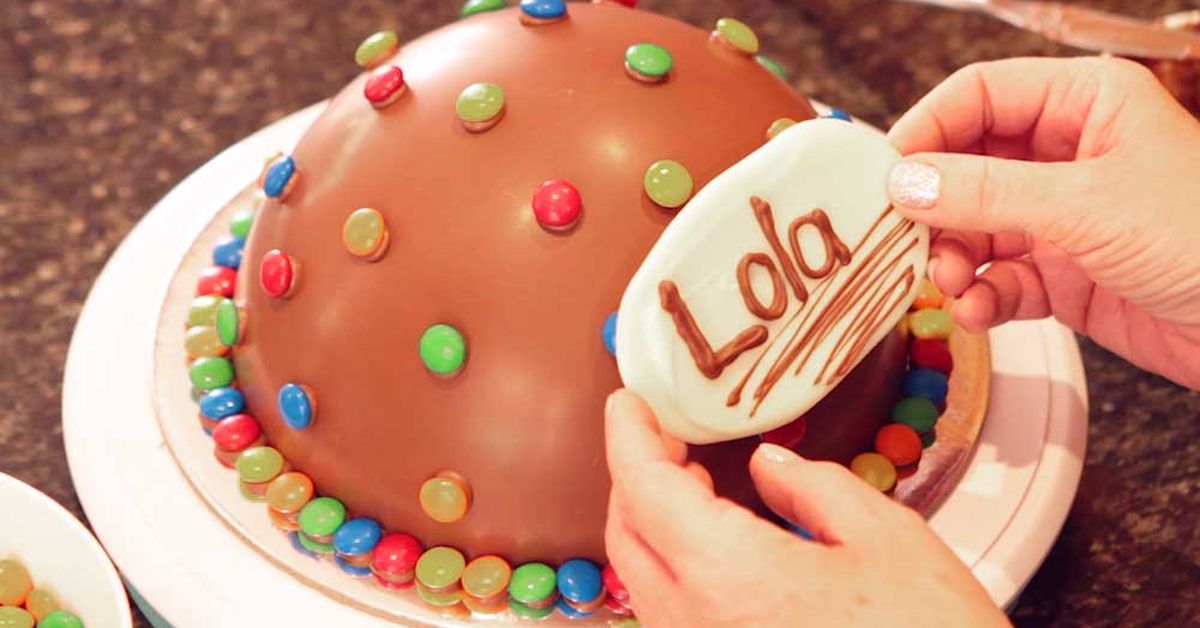 How to bake the perfect size smash cake - Lolly Jane