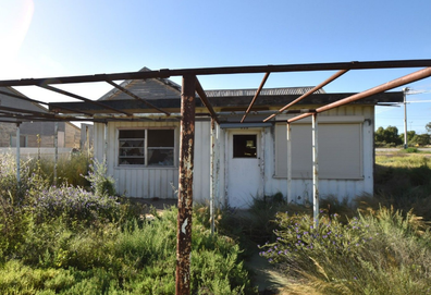 "Bargain" property for sale in Broken Hill, New South Wales, but you can't go inside.