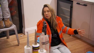 Sharon ‘stitches up’ House 2 by sharing their fireplace installer