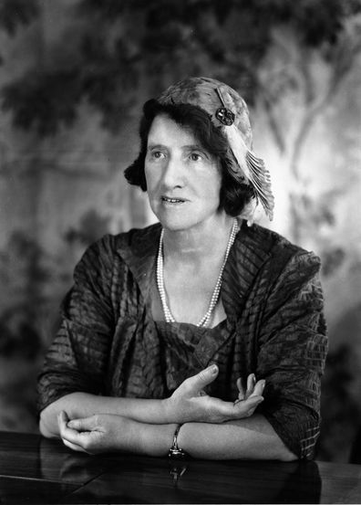 1953:  English birth control pioneer and palaeobotanist Dr Marie Charlotte Carmichael Stopes (1880 - 1958).  (Photo by Baron/Hulton Archive/Getty Images)