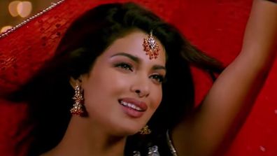 Priyanka Chopra in the music video for Laal Dupatta from the film Mujhse Shaadi Karogi