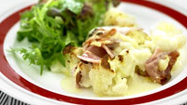 Cauliflower and ham bake