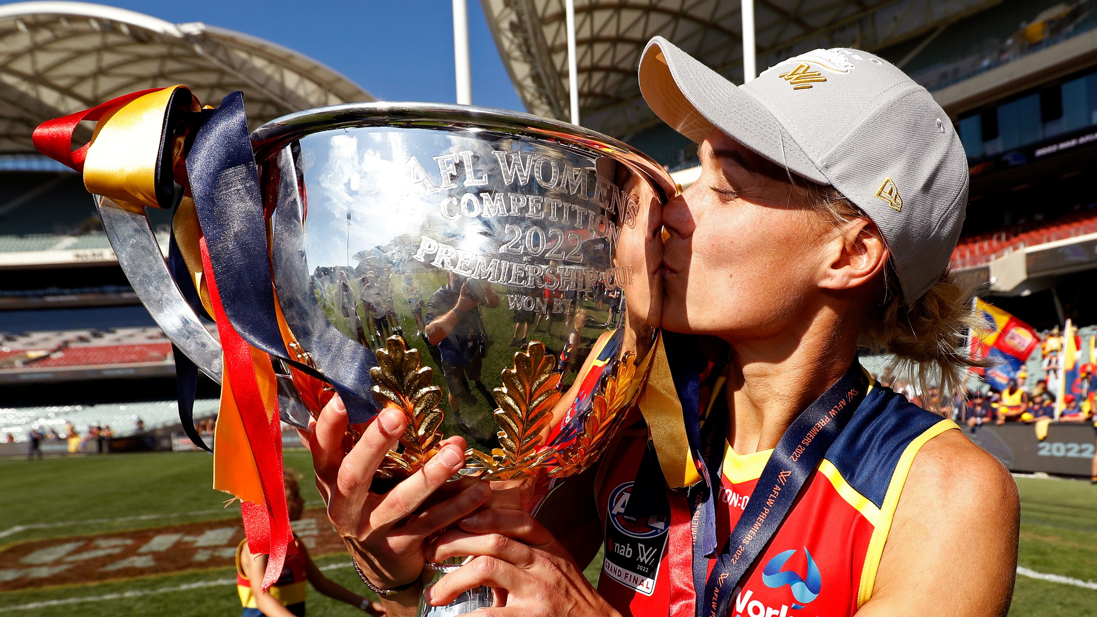 Adelaide&#x27;s Erin Phillips with the 2022 premiership cup.