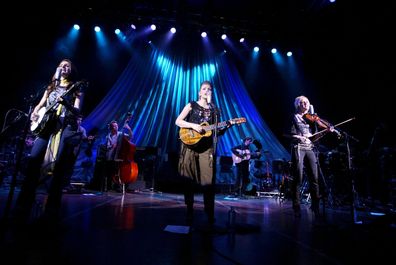 Dixie Chicks Performing At Shepherds Bush Empire, London, Britain - 2003, Dixie Chicks (Photo by Brian Rasic/Getty Images)