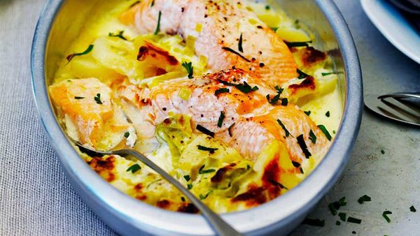 One pot baked salmon with leeks, potatoes and cream