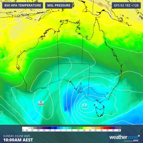 Modelled 850 hPa temperature and mean sea level pressure (MSLP) showing cold air being driven over southeastern Australia on Sunday, June 8, 2025.