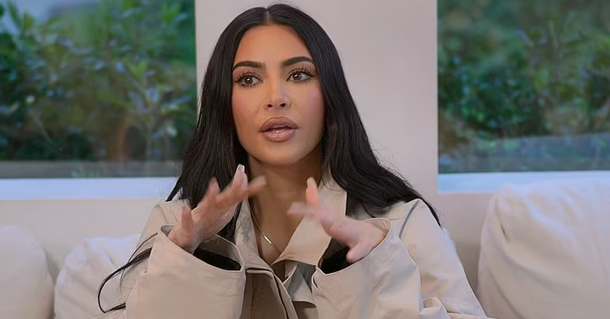 Kim Kardashian apologises for Kanye West's treatment of her family ...