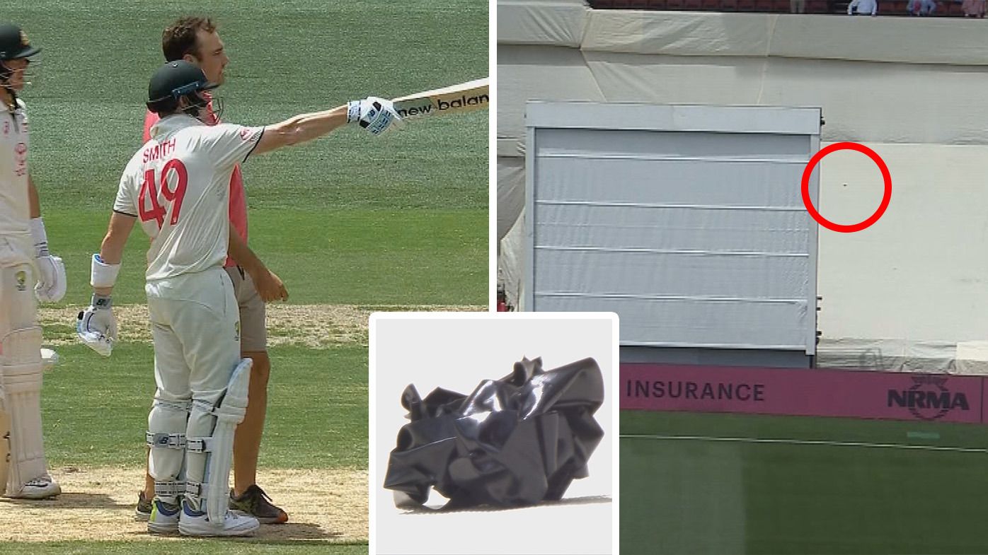 Steve Smith spotted a piece of tape on the sight screen, causing a bizarre delay.