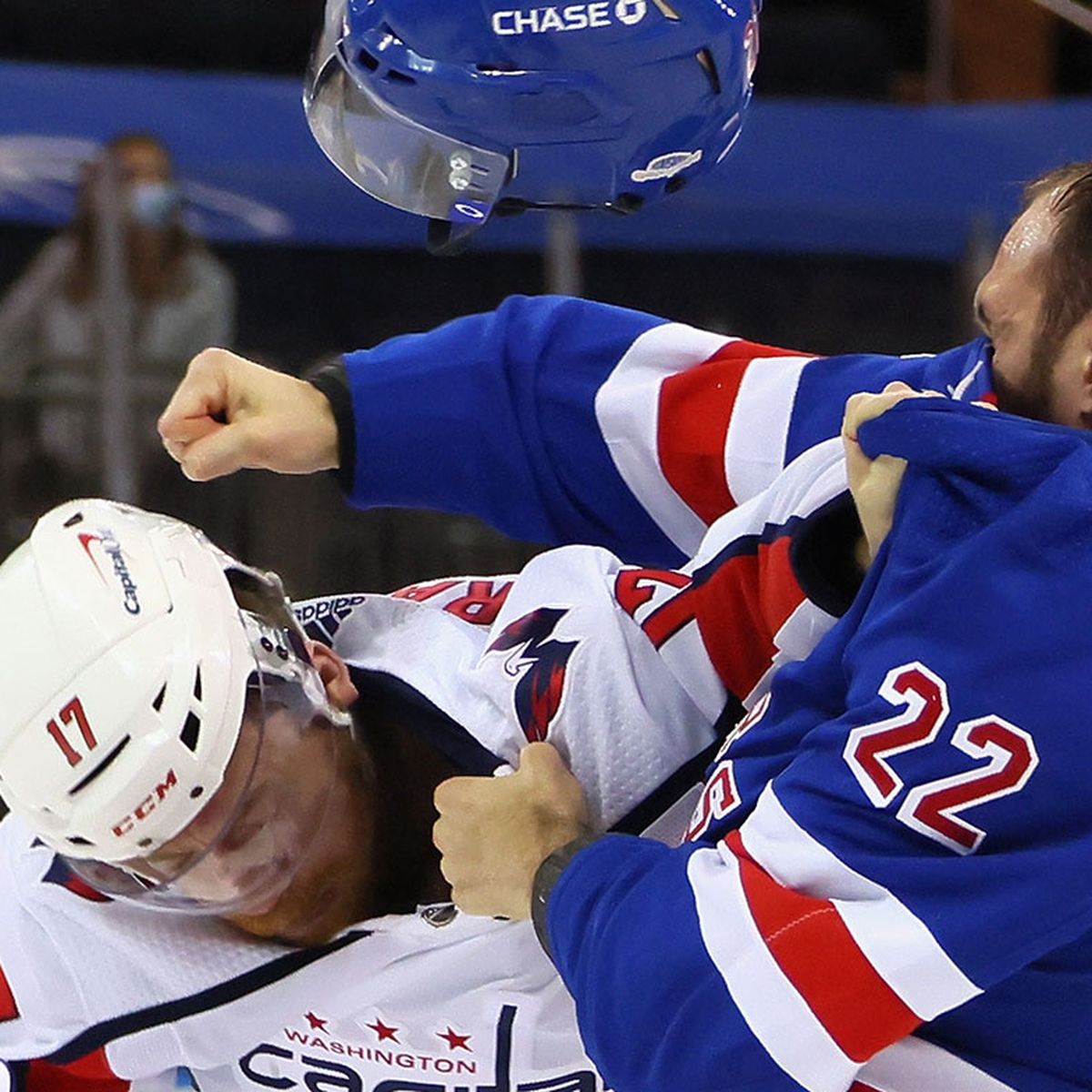 New York Rangers, Washington Capitals drop the gloves in wild brawl