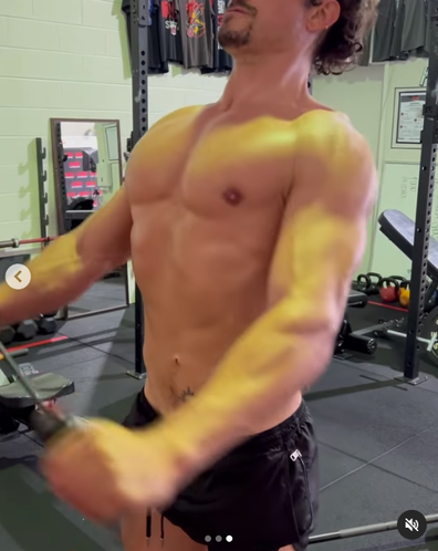 Orlando Bloom busts a sweat at Far North Queensland gym.