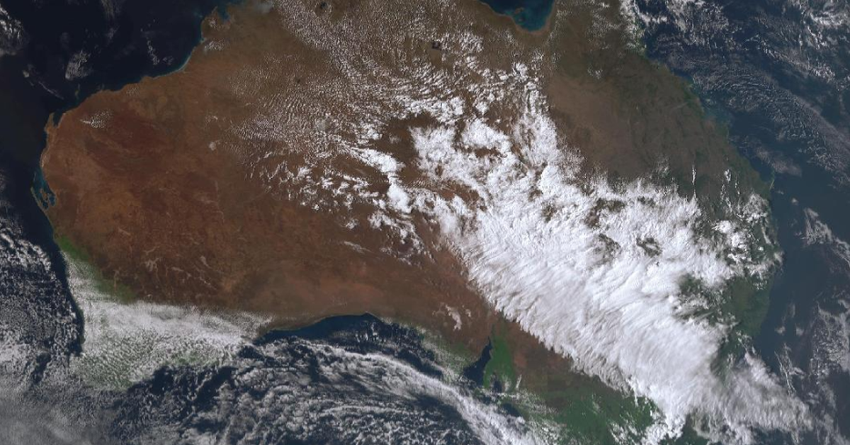 Chaos expected as large hail and gusts up to 100km/h forecast for eastern states