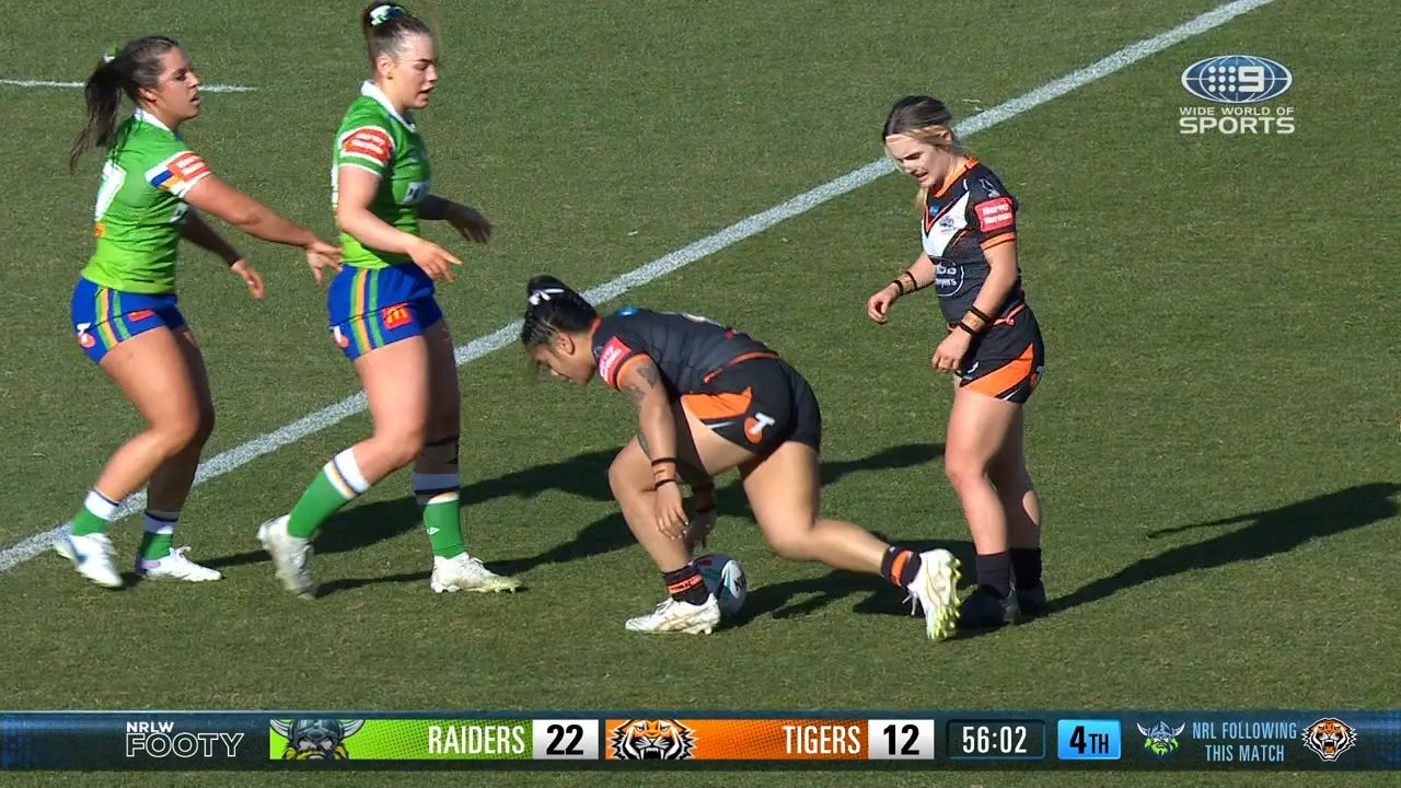 'Harsh': Kezie Apps' sin bin questioned as Raiders hold on against Tigers