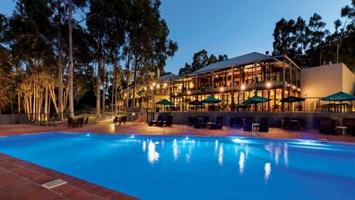 Oaks Cypress Lakes Resort review Bronte and Harrison honeymoon destination MAFS 2023